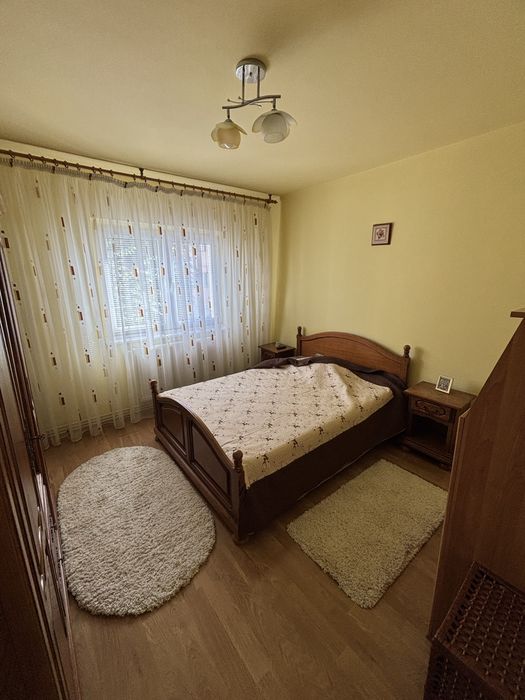 Apartament cu 2 camere de închiriat