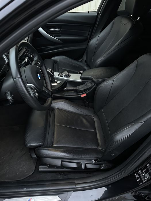 Bmw 320d 184 cai Automata Bi-xenon Trapa Navi Mare