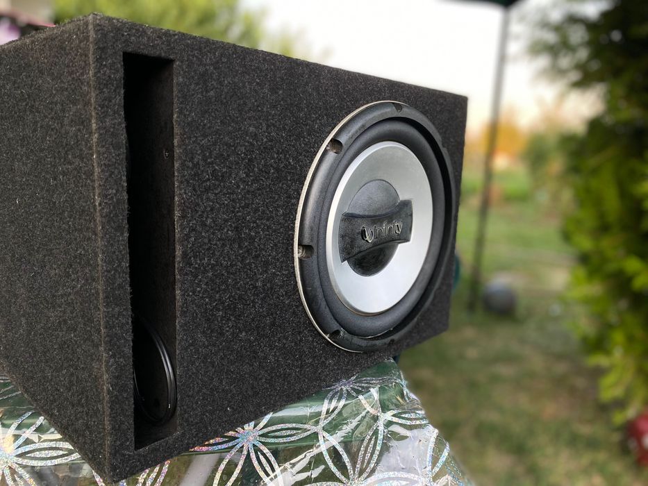 събуфер infinity 10 inch