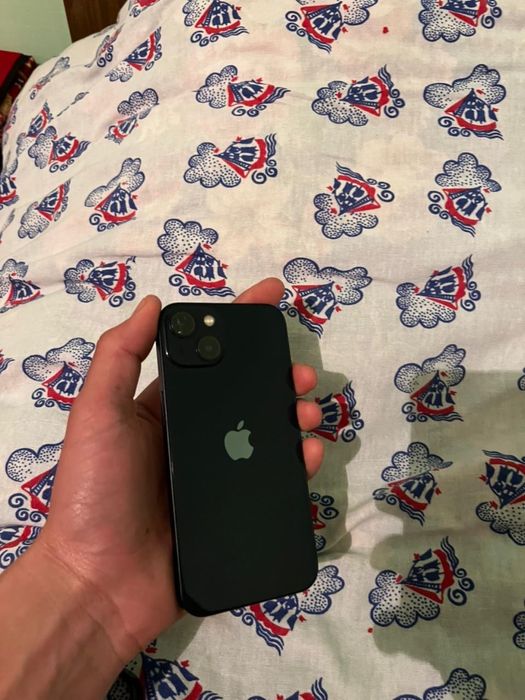 Айфон 13 сатылады