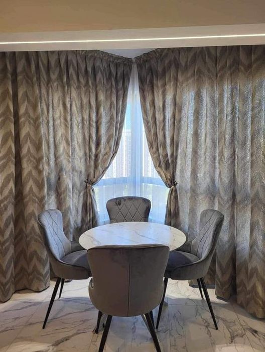 Дава се под наем Тристаен апартамент в Пловдив, Христо Смирненски - 88 кв.м за 800 € - Снимка #2