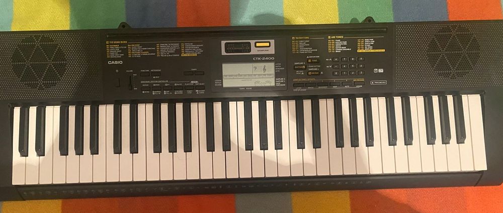 Синтезатор Casio, пр-во Япония