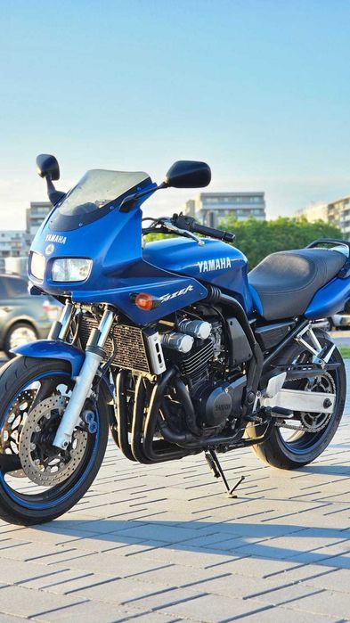 Yamaha FZS 600 Fazer