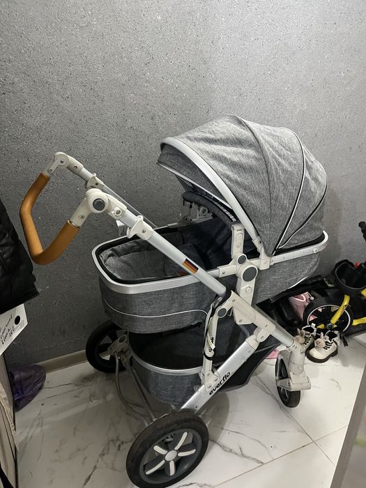 Коляска Everflo.