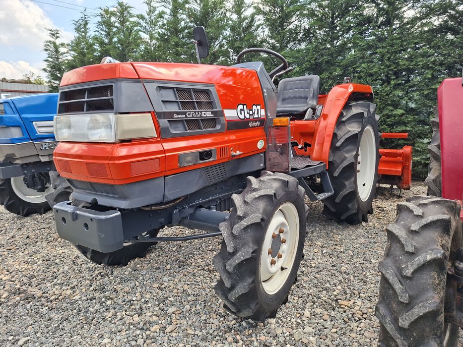 Tractor japonez kubota 27 cp4x4