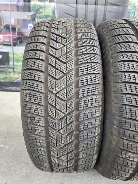 235/55/18 PIRELLI 4бр