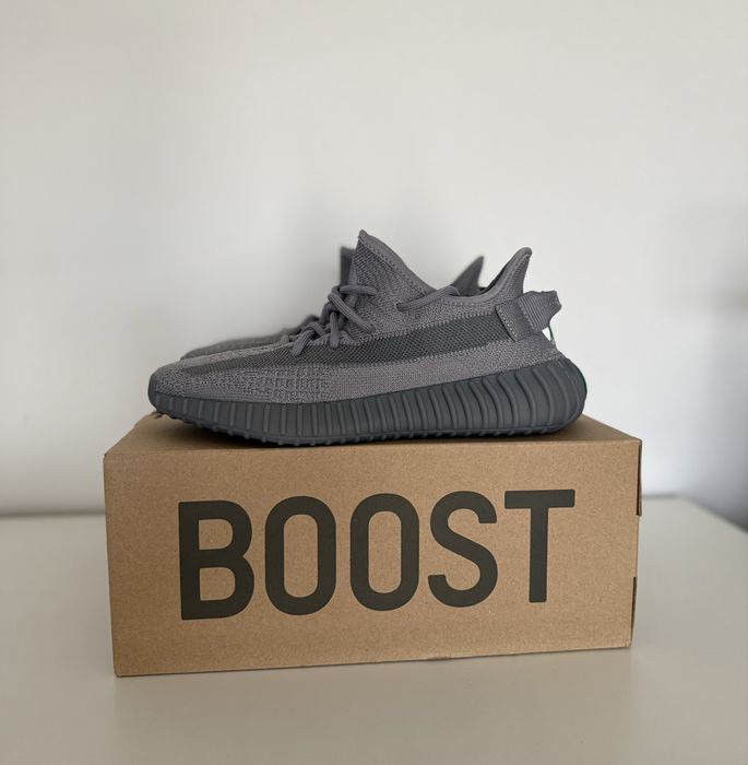 Vand YEEZY 350 Steel Grey