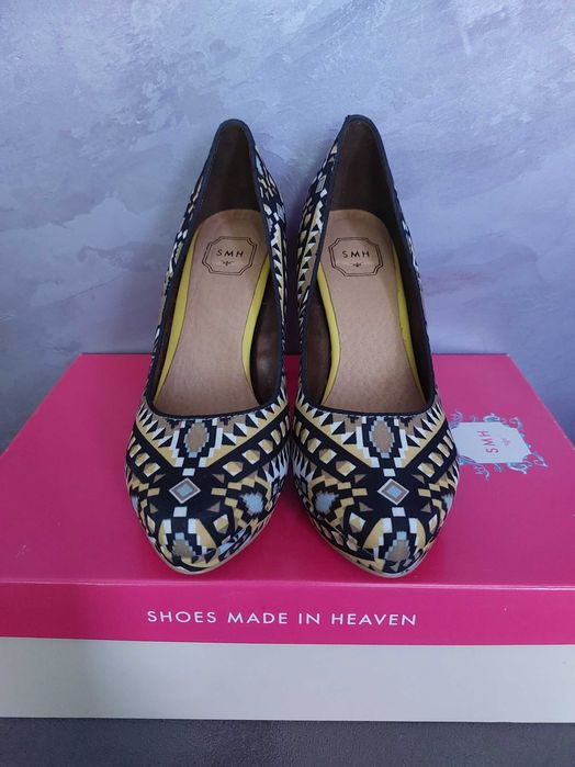 Обувки на висок ток номер 37