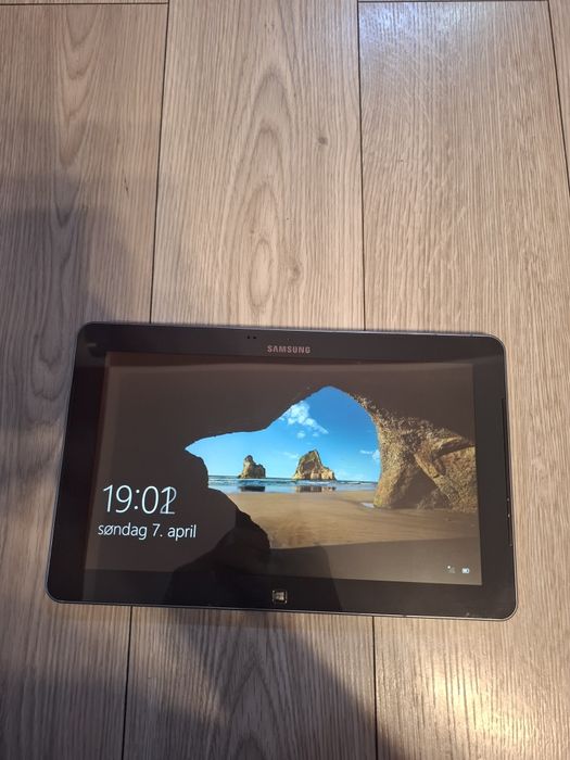 Vand Tableta Samsung XE500T1C