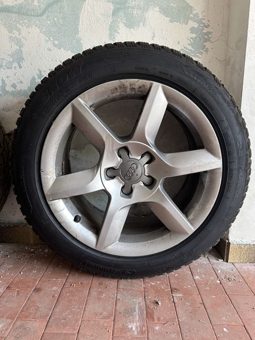 Ауди джанти 17 цола със зимни гуми