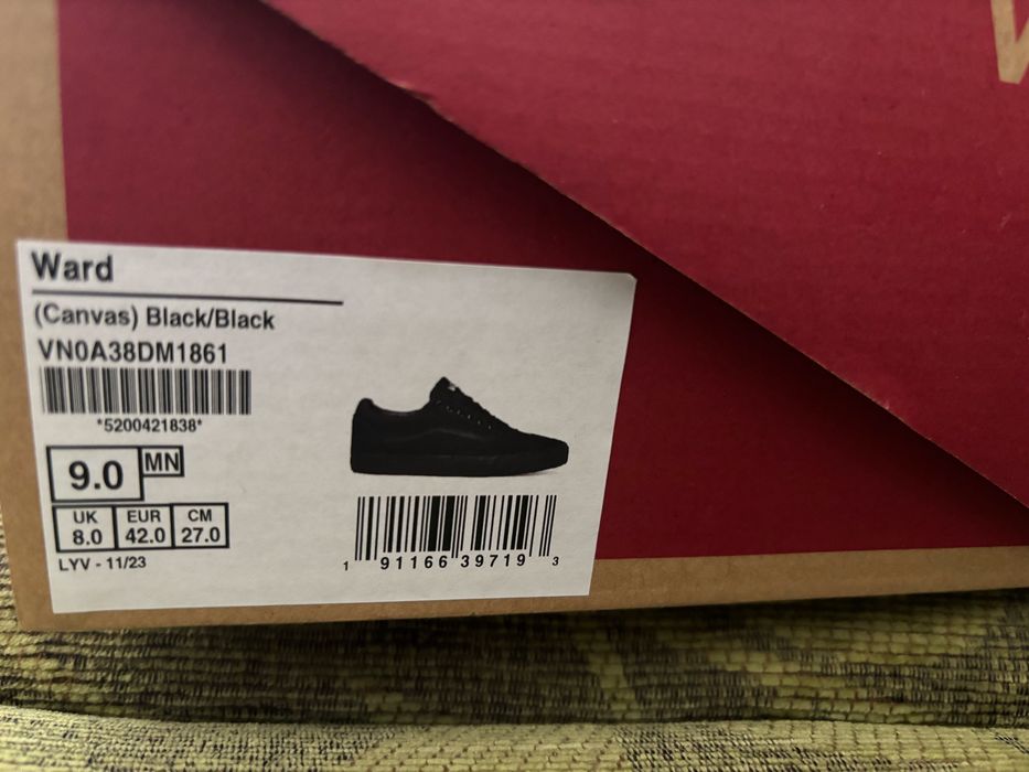 Нови Мъжки маратонки Vans Ward
