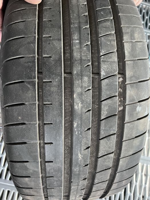 Set anvelope vara BMW seria 4 - 255/35/19, 235/40/19