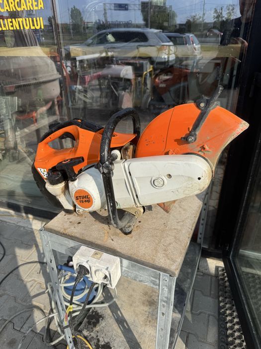 inchiriez masa taiat gresie faianta aparat  închiriem de inchiriat