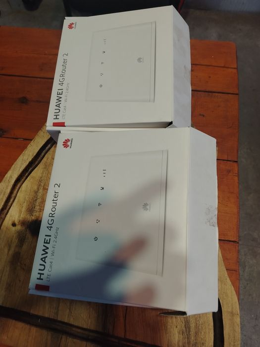 Hauwei cu slot sim și telefoane senior