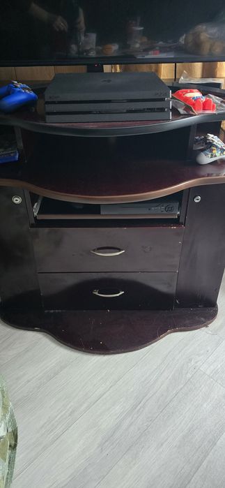 Тумба под телевизор