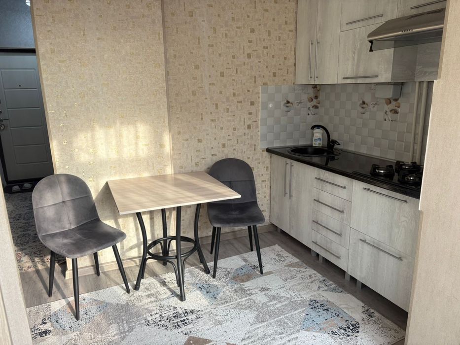 Продам квартиру мкрн Север
