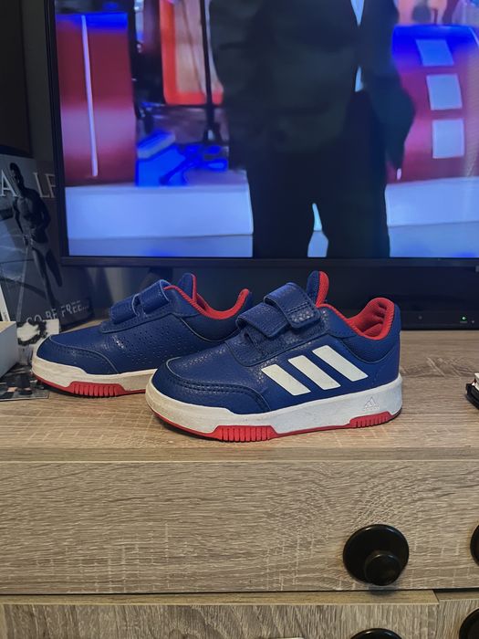 Маротонки, детски адидас