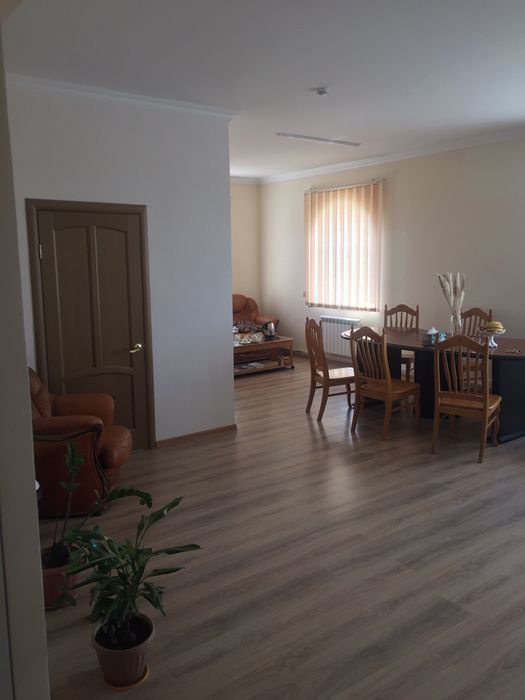 Продается Квартира 197м2