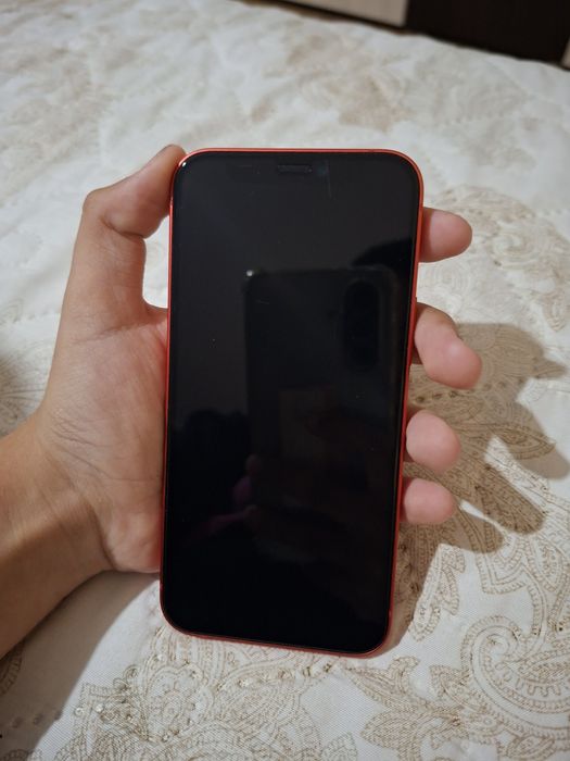Iphone 12 mini red