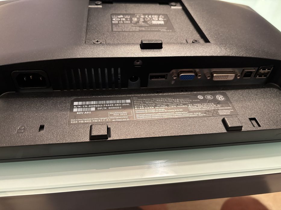 Монитор DELL 19inch