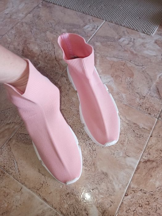 Дамски маратонки розови