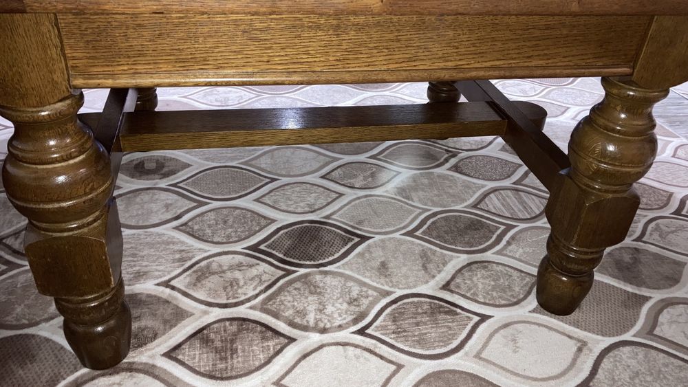 Масивна Холна Маса