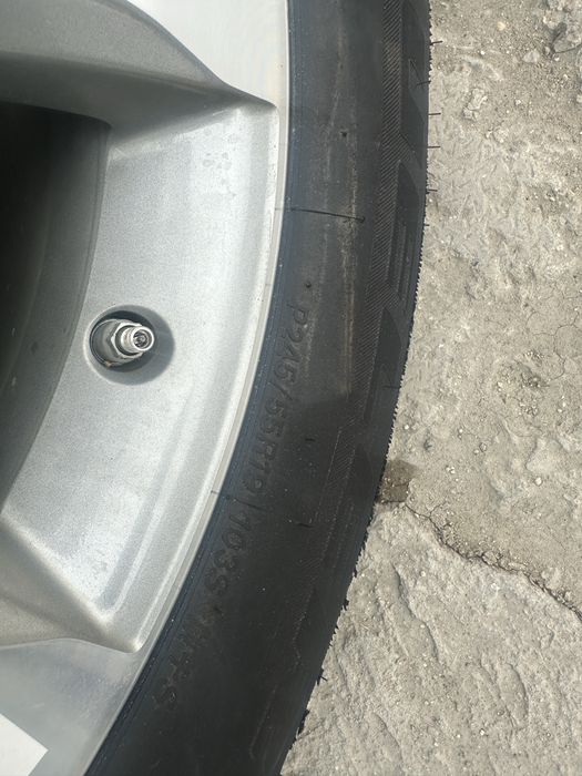 Шина с диском 245/55/19 1-шт