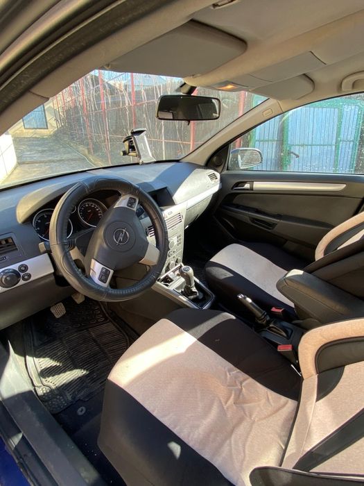 Vând Opel Astra G