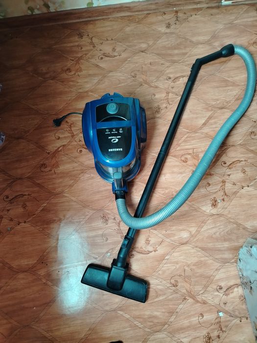 Пылисос рабочий 12000