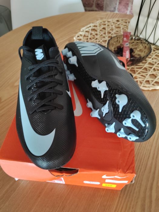 Ghete fotbal Nike
