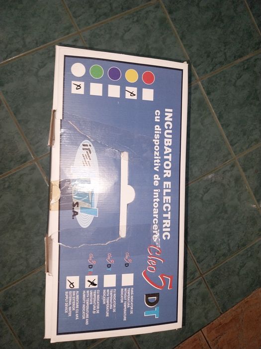 INCUBATOR CLEO 5 cu întoarcere  semiautomata