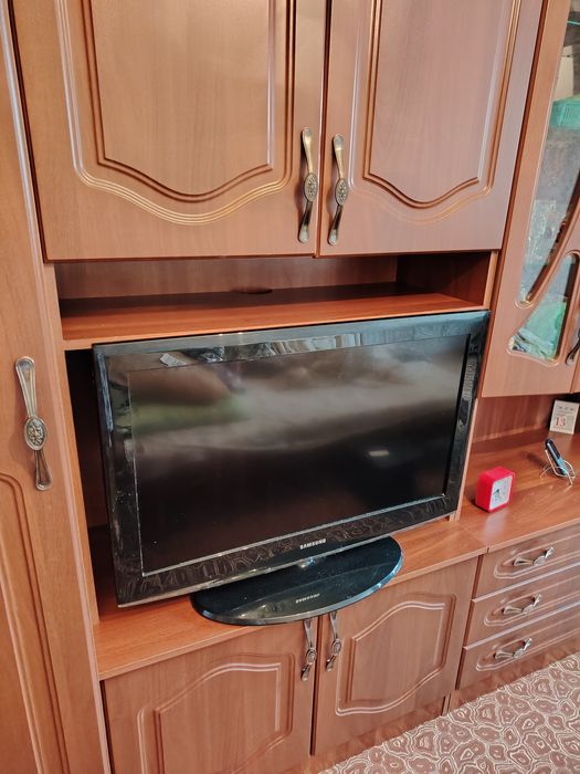 Продам нерабочий самсунг телевизор