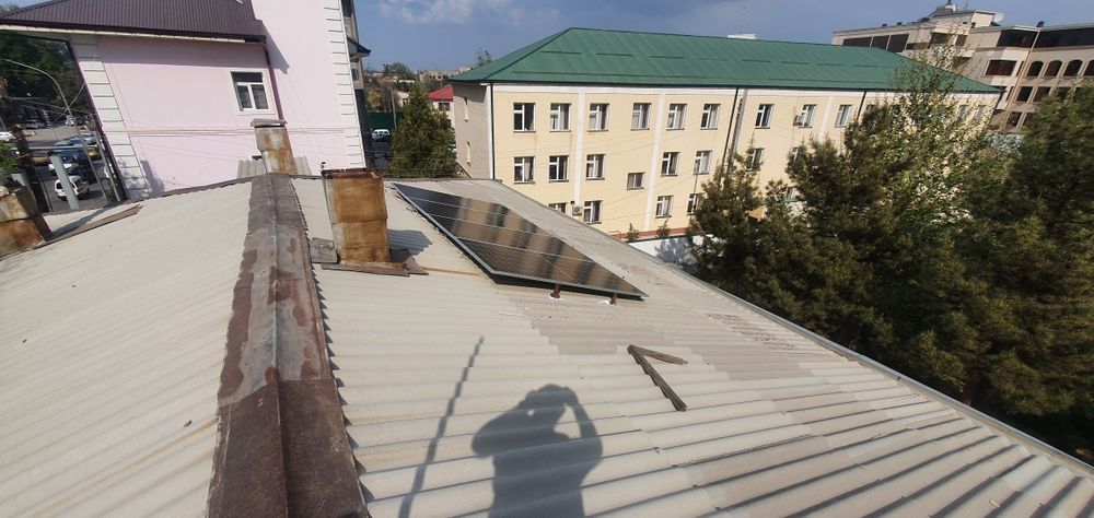 quyosh paneli urnatib berish xizmati.