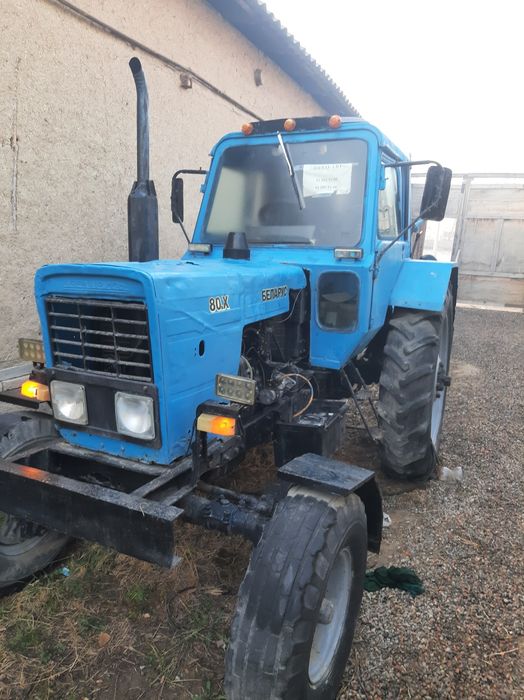 Mtz 80 srochni sotiladi