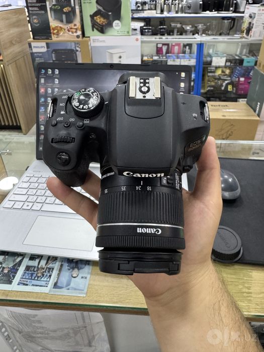 Canon 800D 18-45mm stm