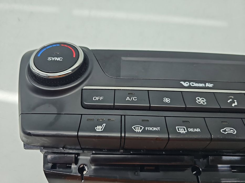Panou comanda clima Hyundai Tucson (TL) [Fabr 2015-2020] 97250-D3XXX