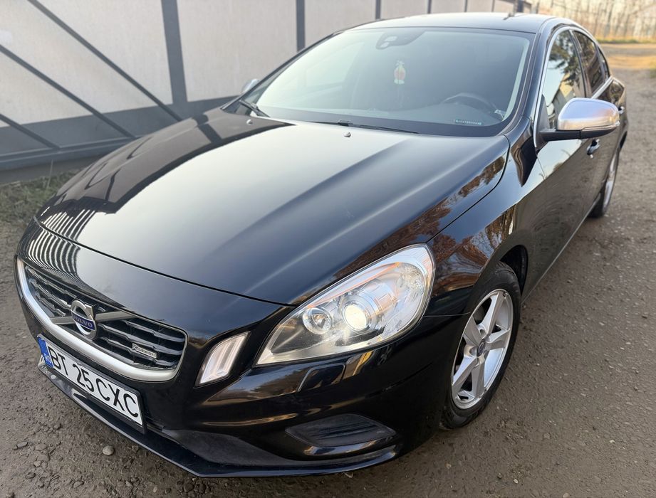 Volvo S60 R-Design D3 * 2.0 5 cilindri(motor volvo) * Euro 5 * Manual