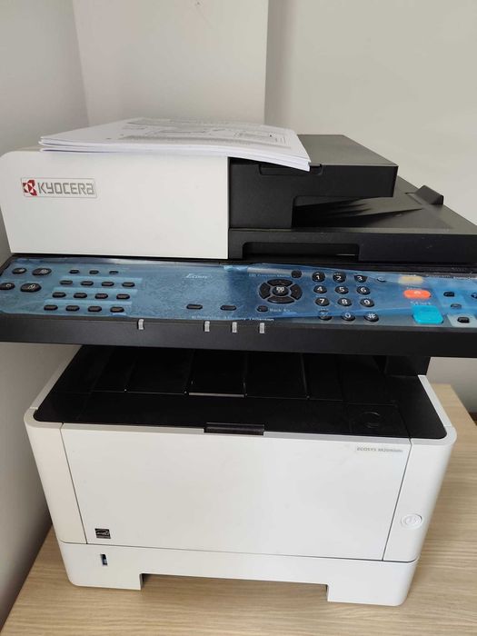 Imprimanta laser multifunctionala