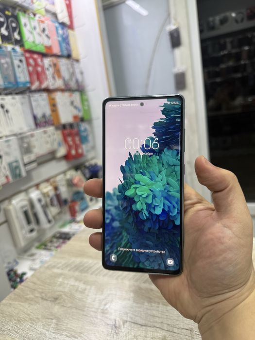 samsung s20fe holati yaxshi 8/128gb
