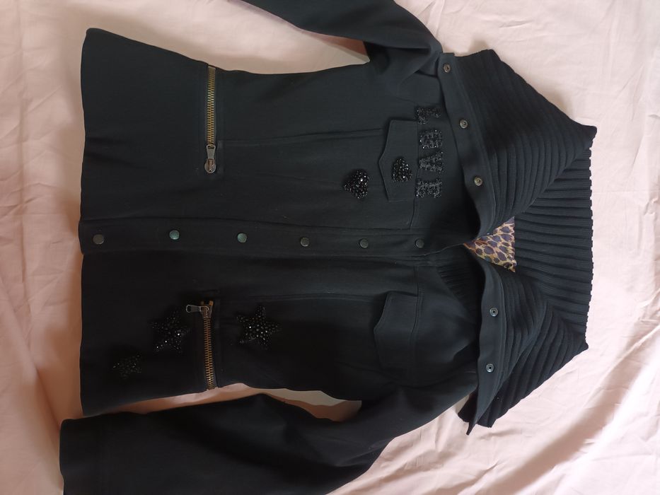 Продам куртку фирменную