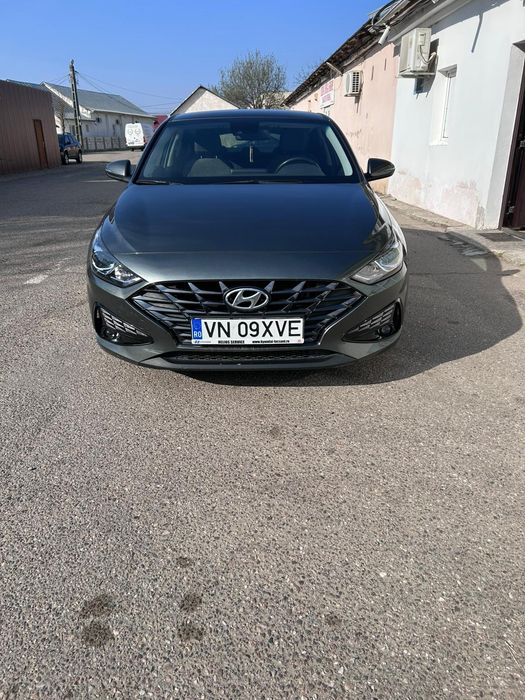 Hyundai i 30 fastback 1.5 T-GDI  160 cp  M-hybrid