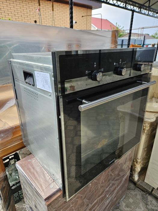 Продам духовой шкаф встроенный.