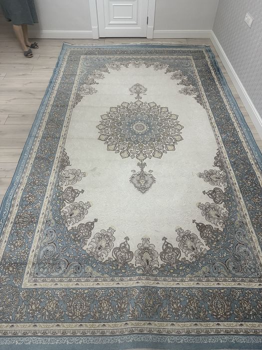 Ковер для дома , состояние отличное