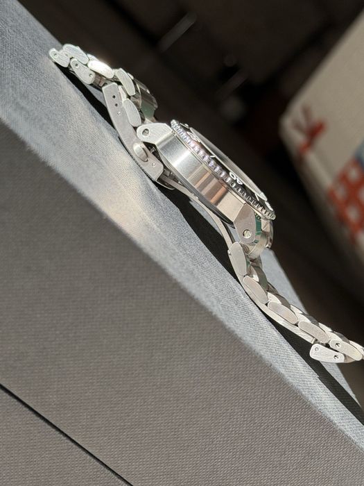 Автоматичен часовник Oris Aquis Date 39.5mm