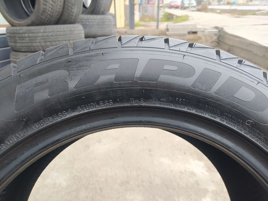 Rapid 235/55R17 Freeze S1