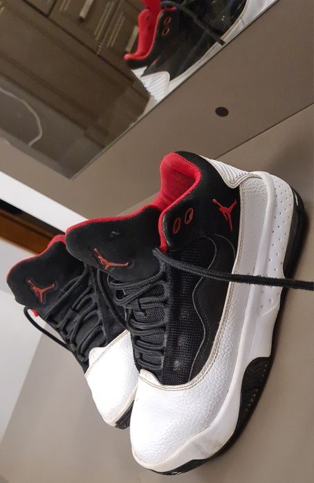 Nike Air Jordan Max Aura 2