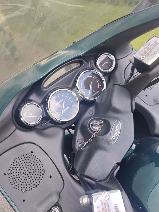 Triumph Trophy T300E