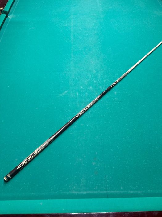 Продам билиардный кий