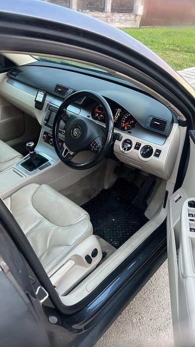 Piese Passat B6 2010