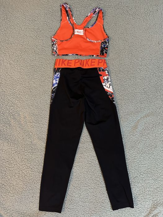 Set Nike Pro bustiera + colanti lungi